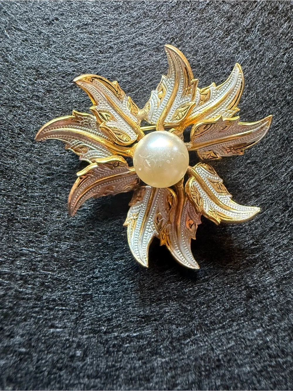 N/A striking vintage